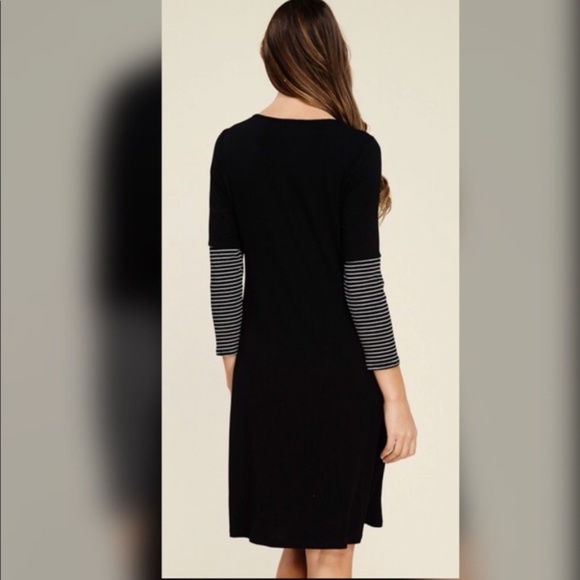 3/4 Sleeve Contrast Stripe Dress - Picture 2 of 5